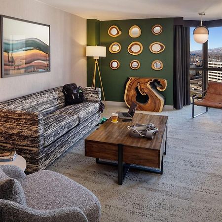 Whitney Peak Hotel Reno, Tapestry Collection By Hilton Exterior foto